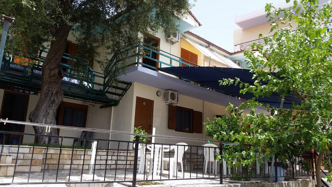 Mehilli Hotel Dhermi Exterior photo