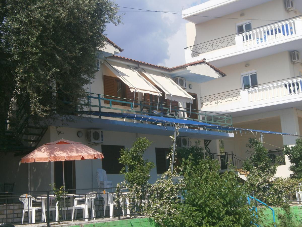 Mehilli Hotel Dhermi Exterior photo